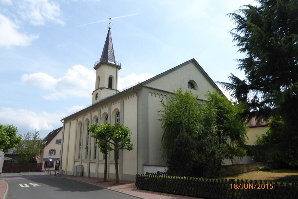 Friedrichsdorf Hugenottenkirche von außen