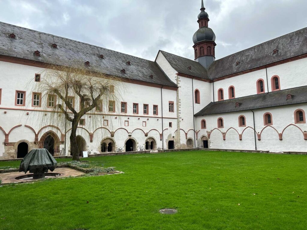 Kloster Eberbach von außen