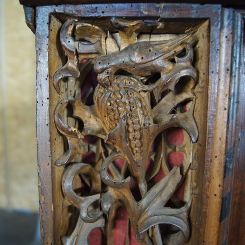 Nahaufnahme Brandschrank Restaurierung Kiedrich Kirche St. Valentinus