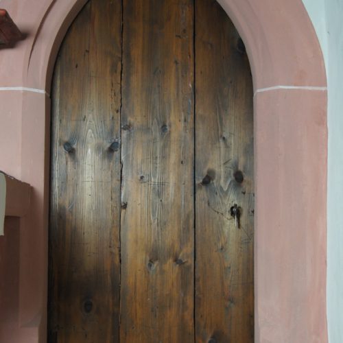 Türe nach Restaurierung Kirchenausstattung Kiedrich Kirche St. Valentinus durch Restaurierungsatelier Conservation Pool