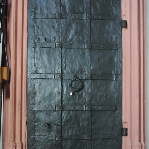 Wandschrank Restaurierung Kiedrich Kirche St. Valentinus durch Conservation Pool